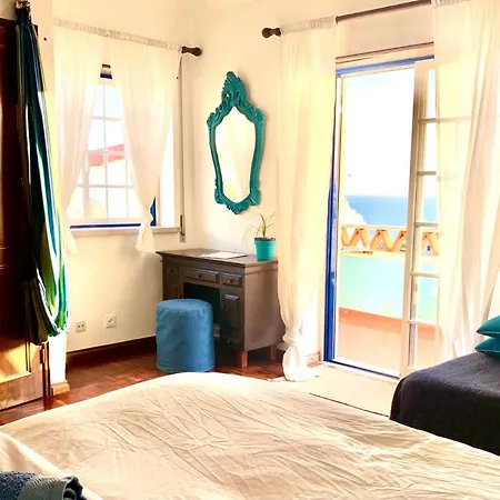 Soulsurfers Pensión *